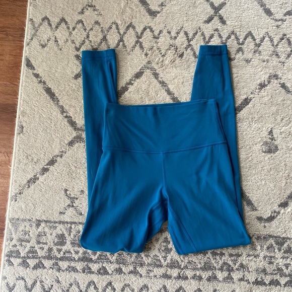 Lululemon Align Leggings - Picture 4 of 5